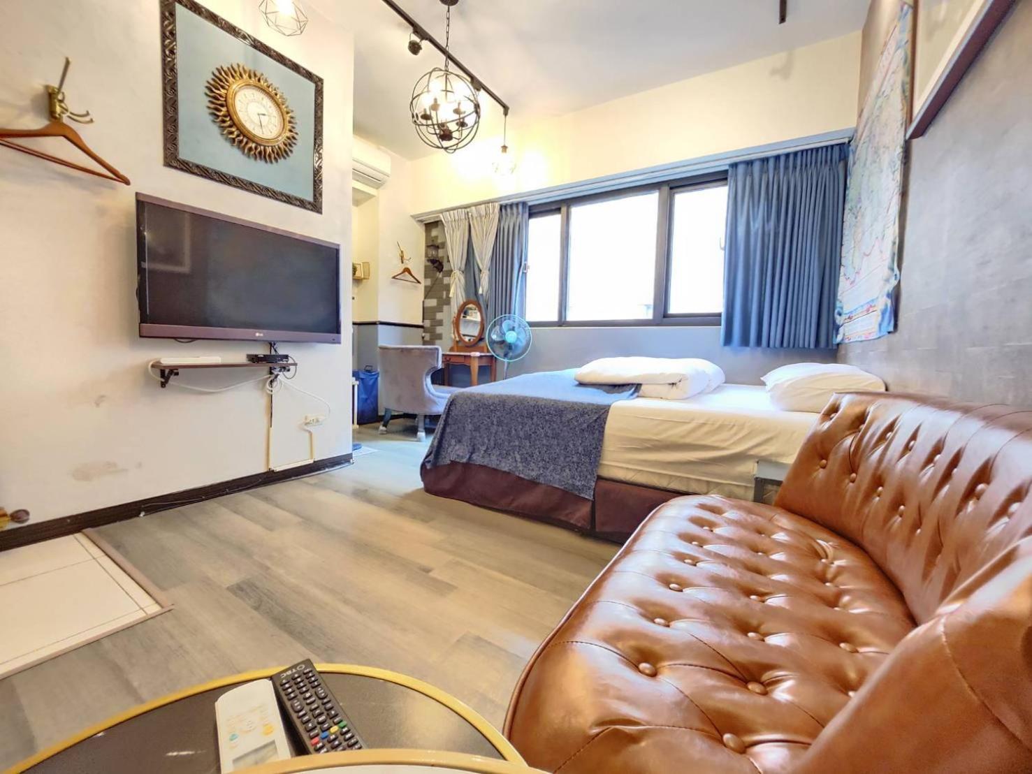 Hotel 一中喵喵 有統編收據 Tchaj-čung Exteriér fotografie