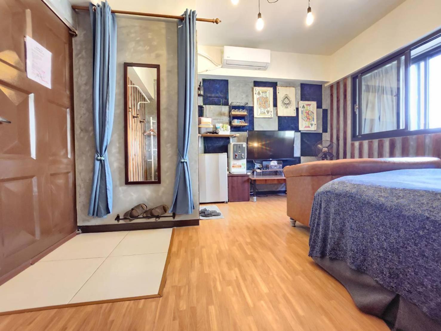Hotel 一中喵喵 有統編收據 Tchaj-čung Exteriér fotografie