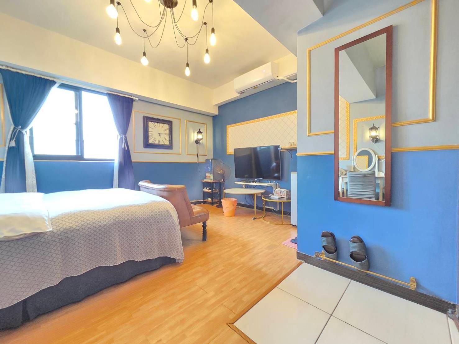 Hotel 一中喵喵 有統編收據 Tchaj-čung Exteriér fotografie
